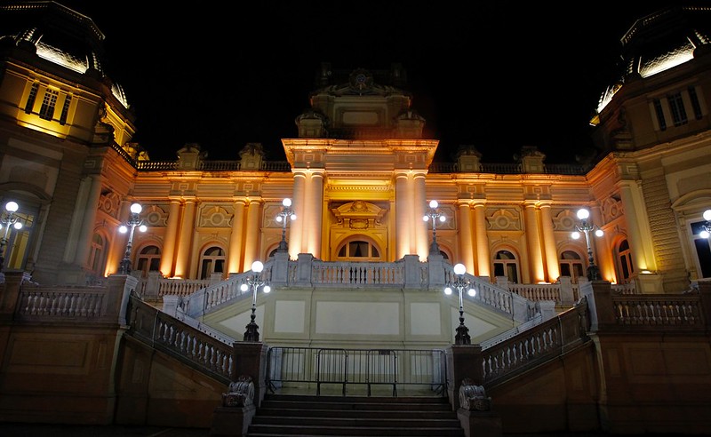 Caos Político no Rio de Janeiro: Estado em Situação 'Acéfala' e Futuro Incerto