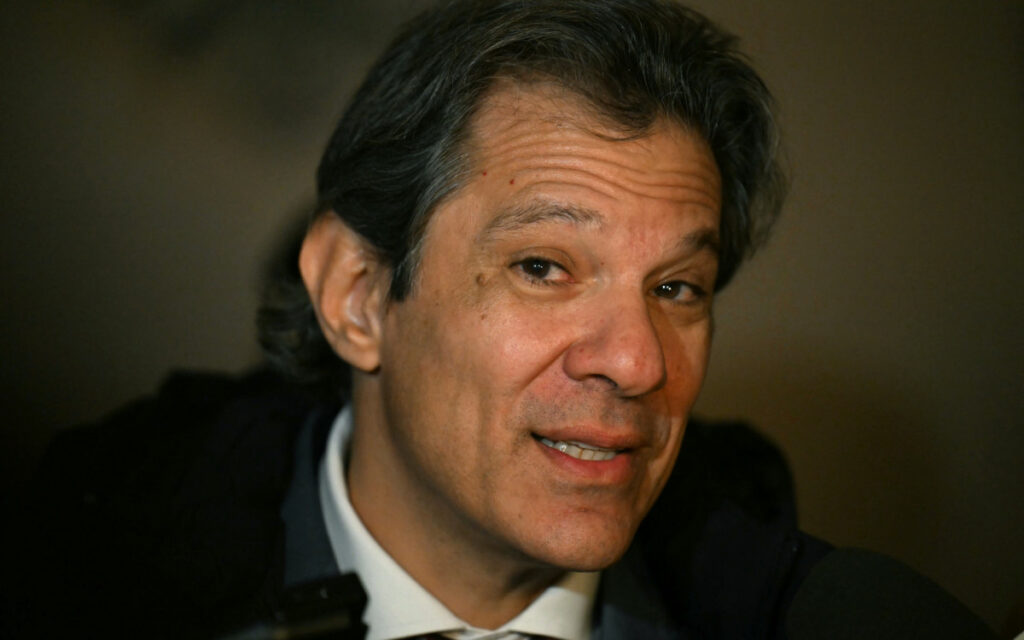 Crescimento da Economia Brasileira pode Chegar a 1% no Primeiro Trimestre, Afirma Ministro Crescimento da Economia Brasileira pode Chegar a 1% no Primeiro Trimestre, Afirma Ministro