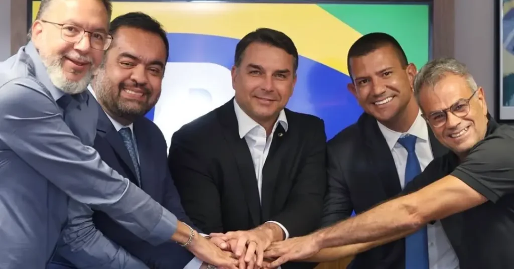 Douglas Ruas, Escolhido por Flávio, Foca em Redutos Eleitorais na Secretaria do RJ