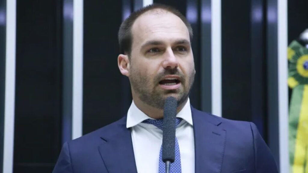 Eduardo Bolsonaro Tem Prazo de 15 Dias para se Defender em Processo Disciplinar na PF