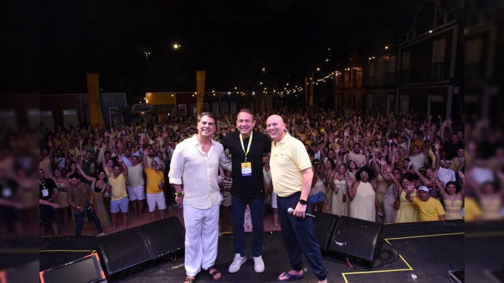 Encerramento da Convenção CVC 2026 é marcado por show de Jammil na orla de Tambaú