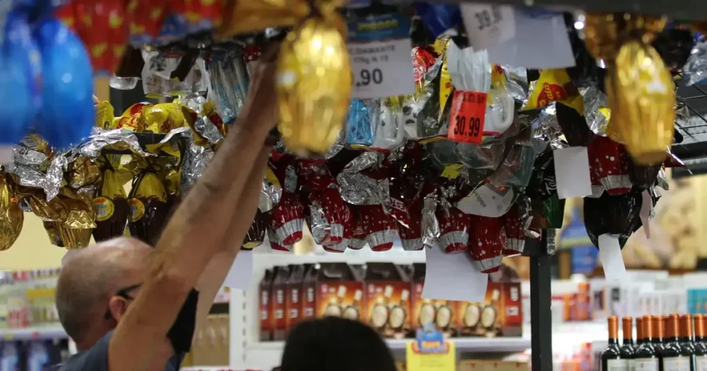 Estudo Revela Variação de Até 160% nos Preços de Produtos de Páscoa no Rio de Janeiro