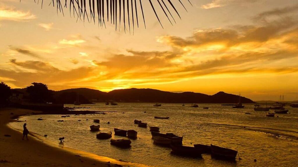 Explore Armação dos Búzios: De Vila de Pescadores a Destino Turístico Internacional