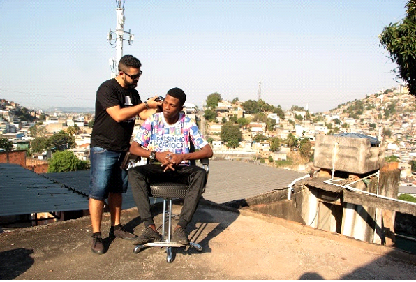 Exposição 'Museu dos Meninos Futuros Sampleados' no Museu da Maré: Uma Reflexão Sobre Memória e Juve