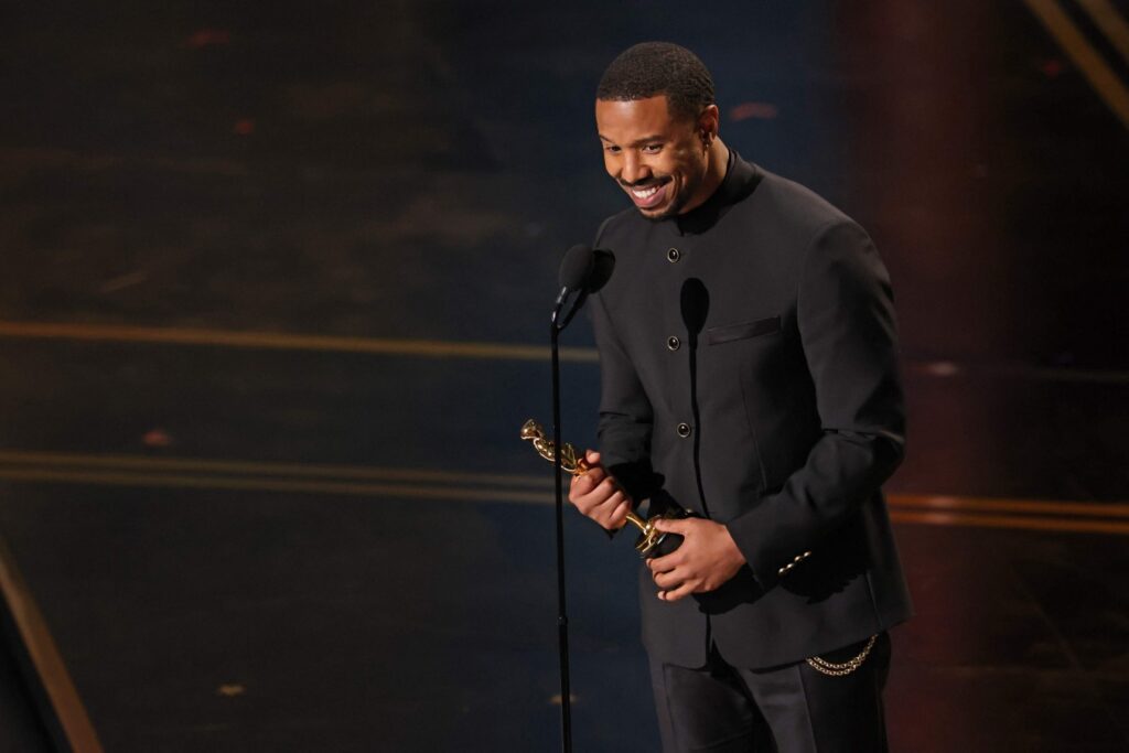 Michael B. Jordan Faz História e Vence Oscar de Melhor Ator em 2026 Michael B. Jordan Faz História e Vence Oscar de Melhor Ator em 2026
