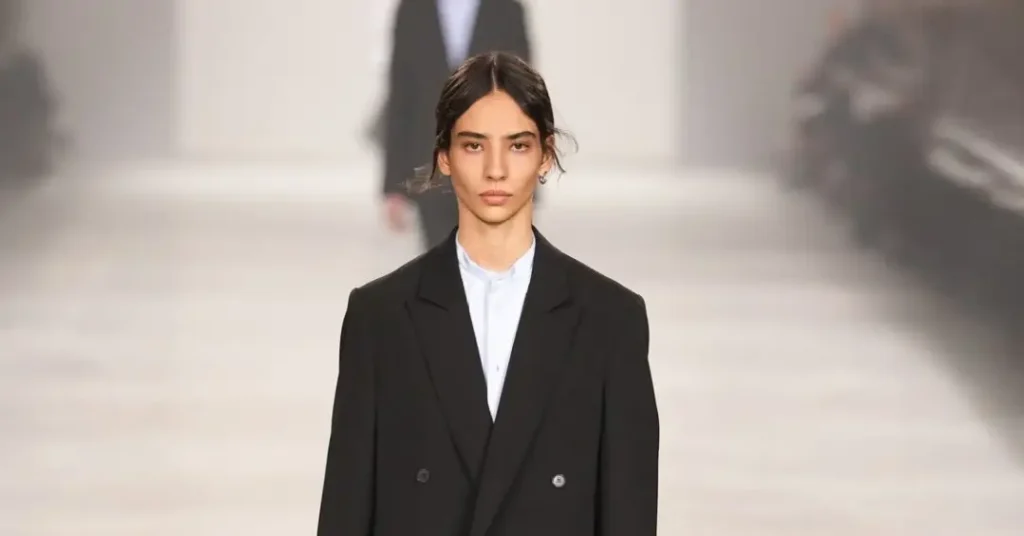 Modelo Brasileira Troca Economia por Moda e Brilha em Milão e Paris Modelo Brasileira Troca Economia por Moda e Brilha em Milão e Paris