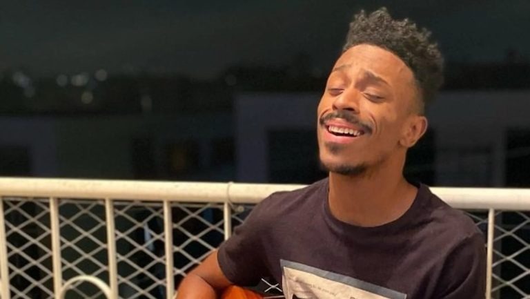 Morrença do Cantor Juliano Garcia aos 30 Anos Abala o Mundo da Música