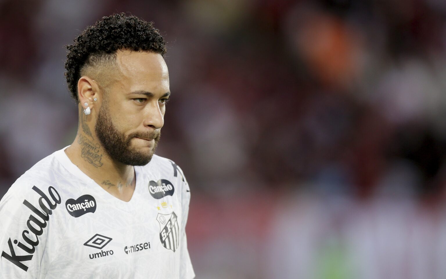 Neymar Reflete Sobre Frustração de Não Ser Convocado, Mas Mantém Esperança na Copa