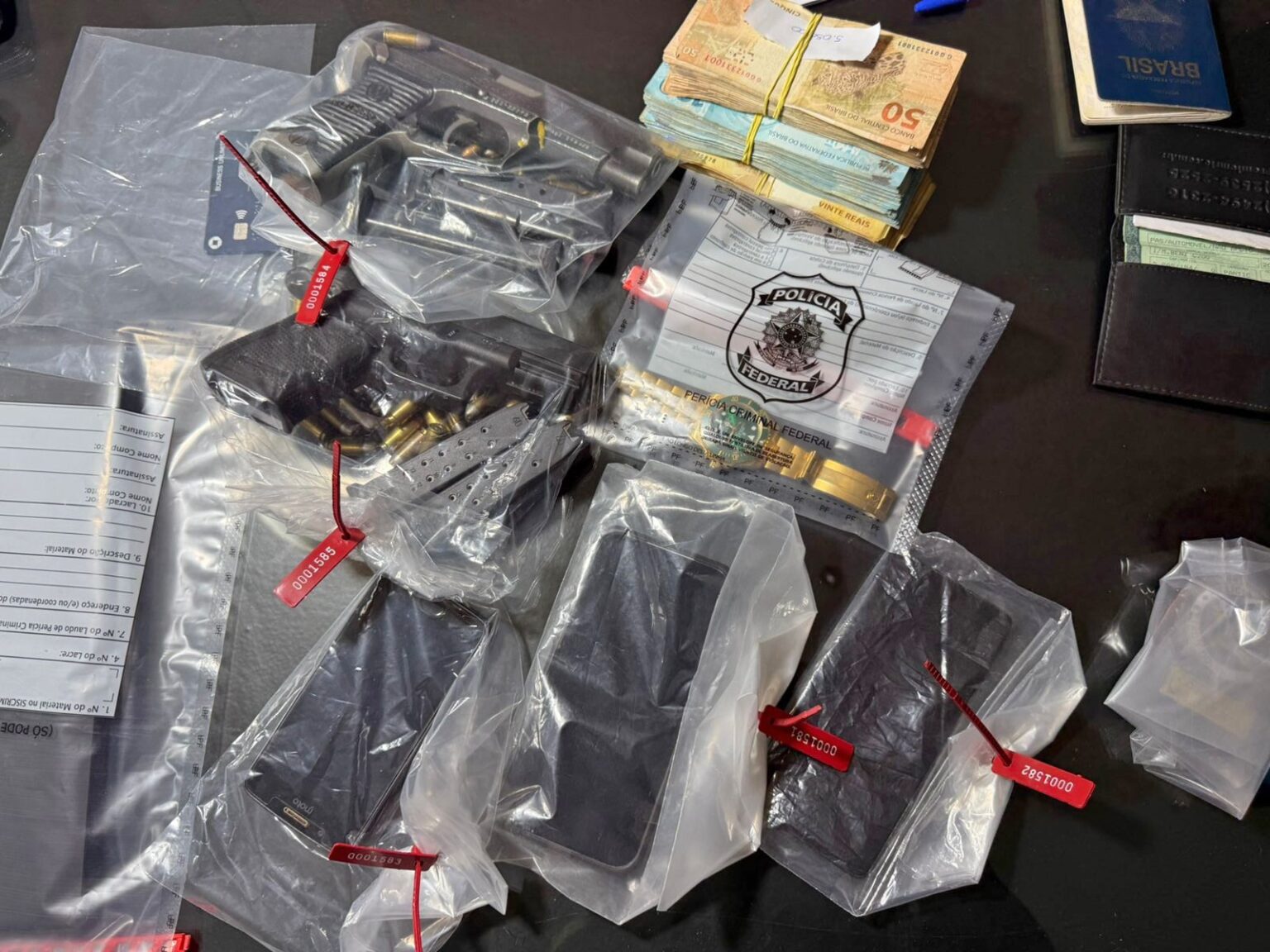 Operação Anomalia: PF Prende Delegado e Policiais Civis por Extorsão a Traficantes do Comando Vermel