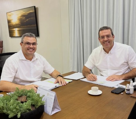 Prefeito e Vice de Macapá Afastados: Suspeitas de Fraude em Licitações de Hospital Prefeito e Vice de Macapá Afastados: Suspeitas de Fraude em Licitações de Hospital