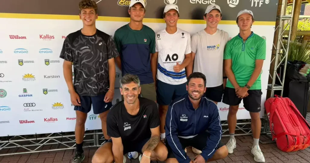 Rio Tennis Academy Brilha com Cinco Atletas no Banana Bowl 2024 Rio Tennis Academy Brilha com Cinco Atletas no Banana Bowl 2024