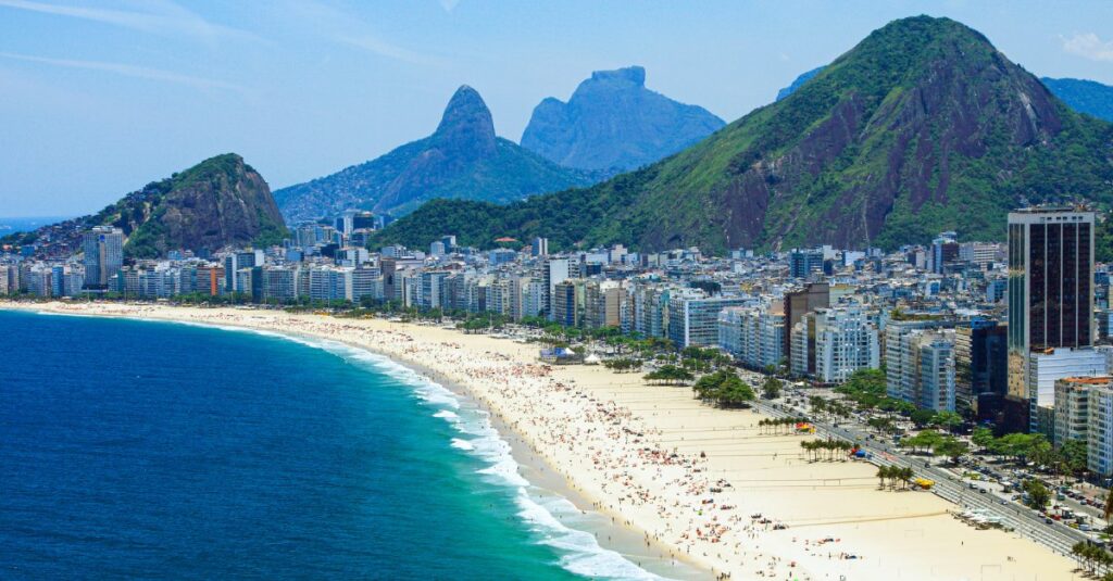 Show da Shakira no Rio impulsiona busca por passagens aéreas em 66%