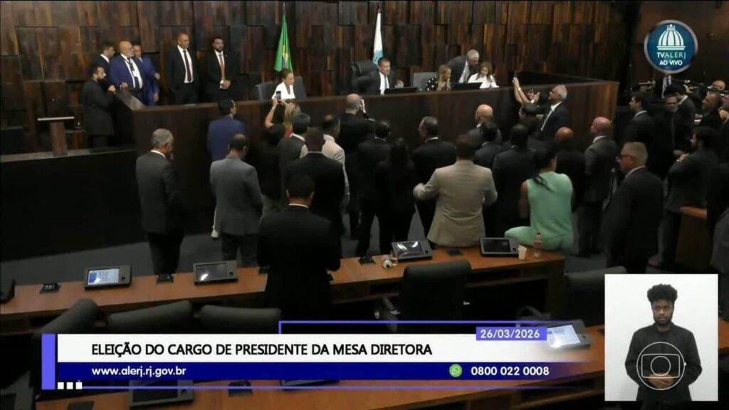 Sucessão de Poder no Rio de Janeiro: Desdobramentos Jurídicos e Políticos Sucessão de Poder no Rio de Janeiro: Desdobramentos Jurídicos e Políticos