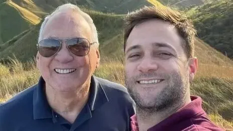 Tragédia aérea no Rio: Pai e filho são identificados como vítimas do acidente Tragédia aérea no Rio: Pai e filho são identificados como vítimas do acidente