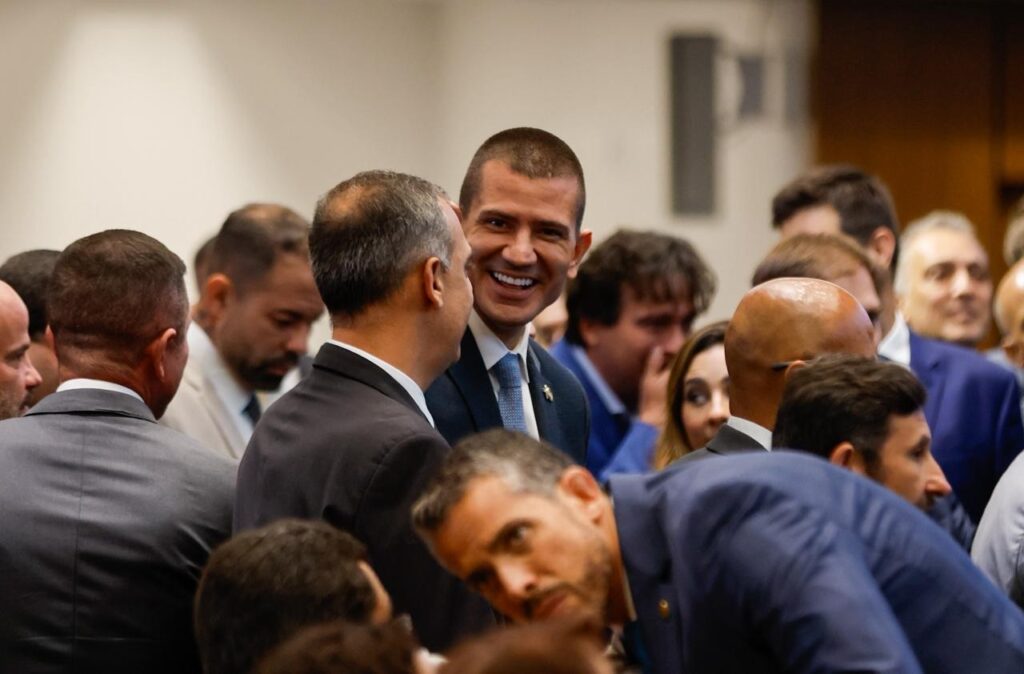 Alerj Solicita ao STF Que Douglas Ruas Assuma Interinamente o Governo do Rio