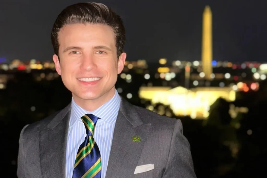 André Marinho Troca Humor por Política e Se Lança Como Pré-Candidato ao Governo do Rio