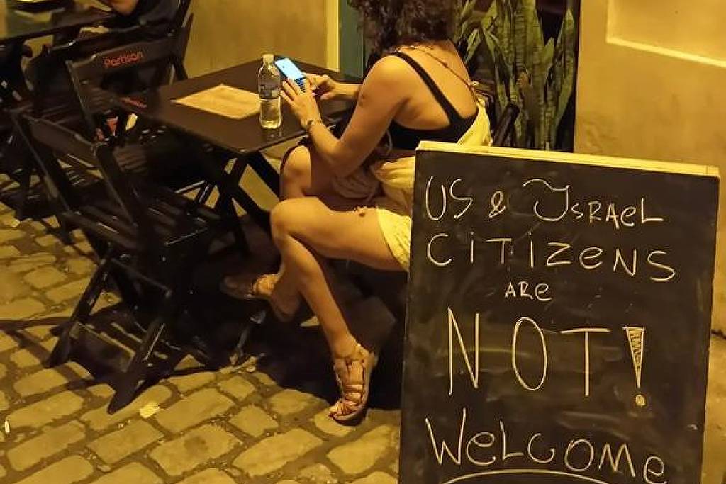 Bar na Lapa é Multado por Prática Discriminatória contra Americanos e Israelenses