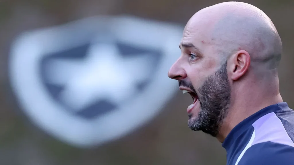 Botafogo Inicia Campanha na Sul-Americana contra o Caracas sob a Direção de Franclim Carvalho