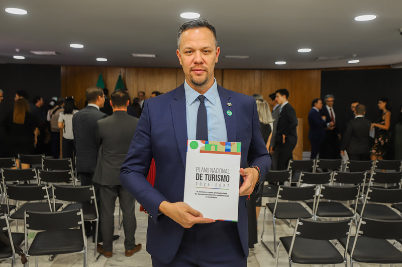 Bruno Reis Assume a Embratur e Promete Continuar o Crescimento do Turismo no Brasil