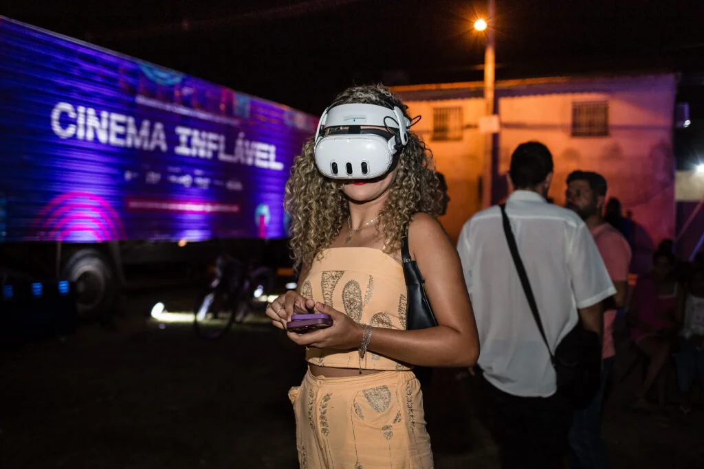 Cinema Inflável: Cultura e Lazer Gratuitos em Parque Andrea