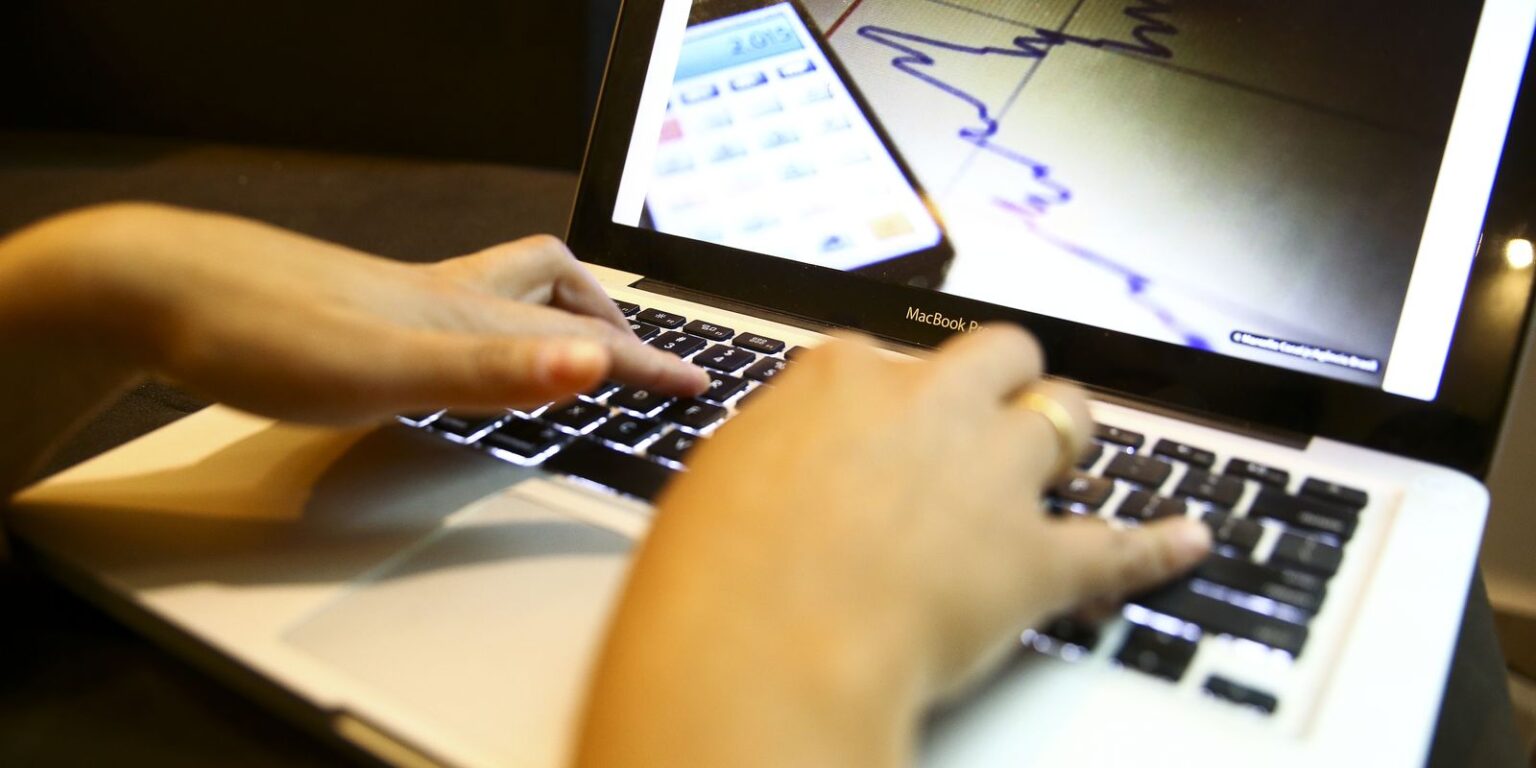 Crescimento de 0,1% no Setor de Serviços em Fevereiro, segundo IBGE Crescimento de 0,1% no Setor de Serviços em Fevereiro, segundo IBGE