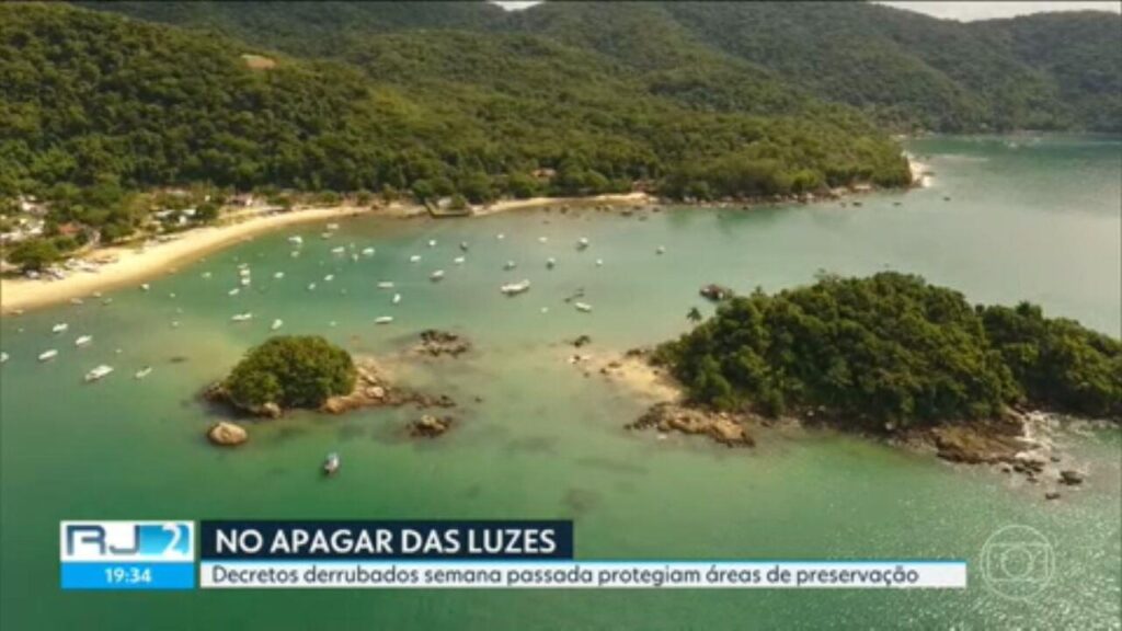 Decisão Polêmica de Castro Revoga Regras Ambientais no RJ e Abre Caminho para Construções em Áreas P