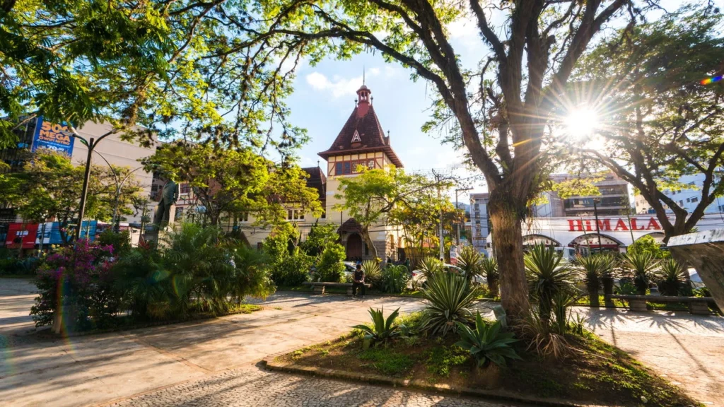 Descubra a Suíça Brasileira: Nova Friburgo, a Capital Nacional da Moda Íntima no Rio de Janeiro