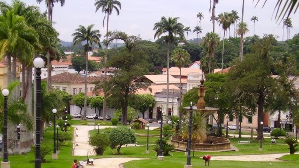 Descubra Vassouras: A Cidade dos Barões e Seu Patrimônio Cultural Descubra Vassouras: A Cidade dos Barões e Seu Patrimônio Cultural