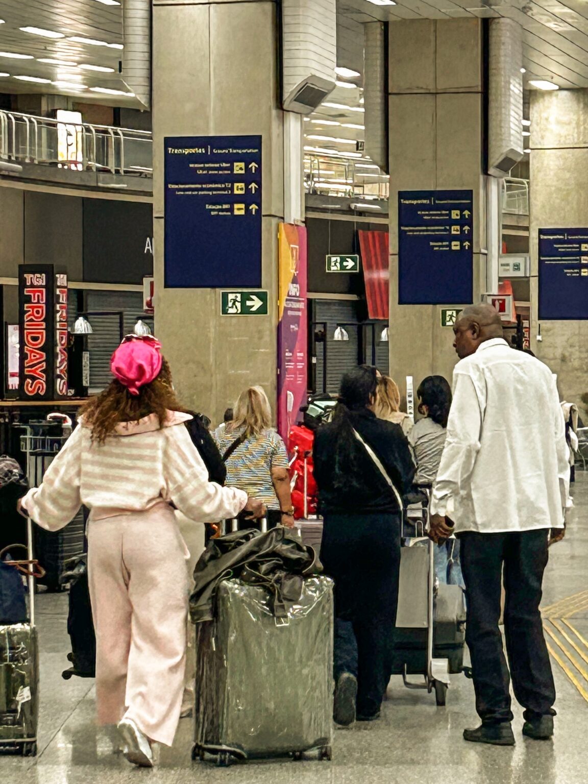 Desembarque Turbulento: Passageiros Enfrentam Assédio no Aeroporto do Galeão