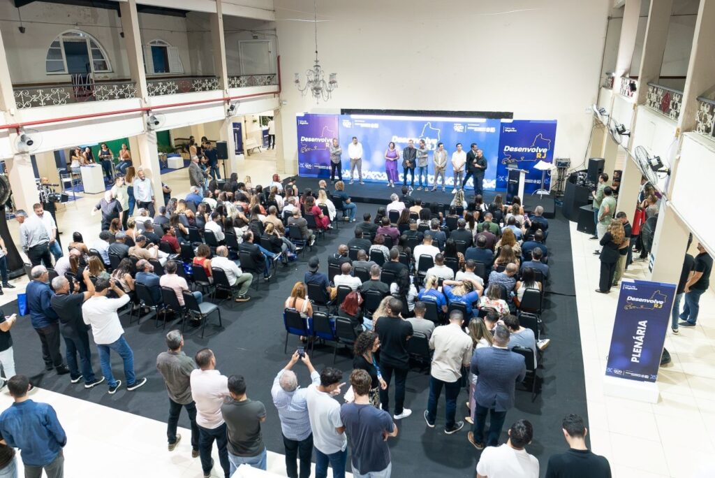 Desenvolve RJ: Fortalecendo a Economia Regional com Debates Estratégicos Desenvolve RJ: Fortalecendo a Economia Regional com Debates Estratégicos