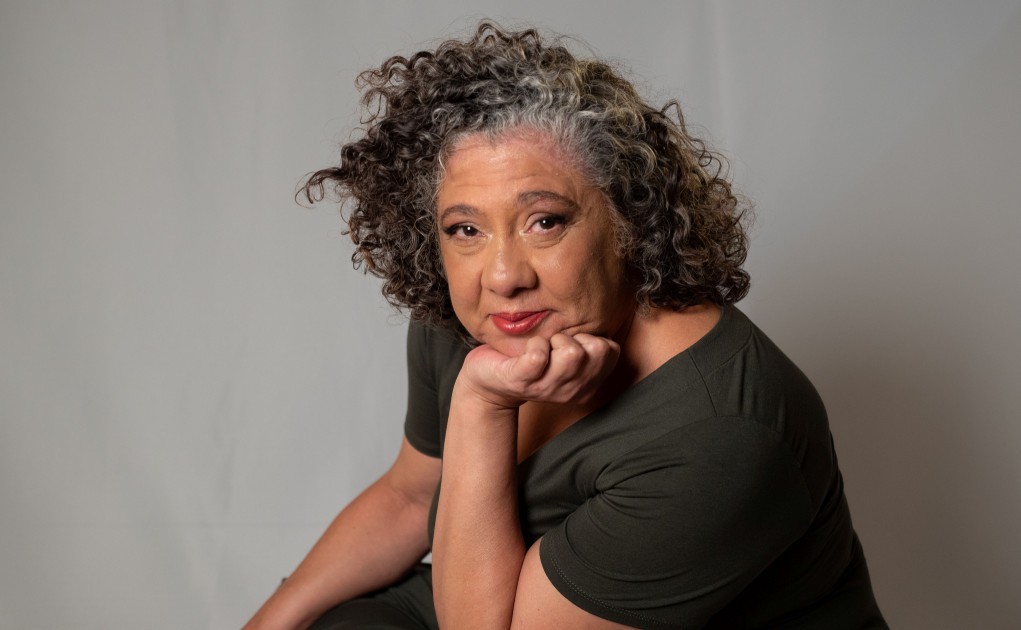 Docy Moreira: Após Quatro Décadas no Teatro, Atriz Ganha Destaque na TV e Reflete sobre a Fama