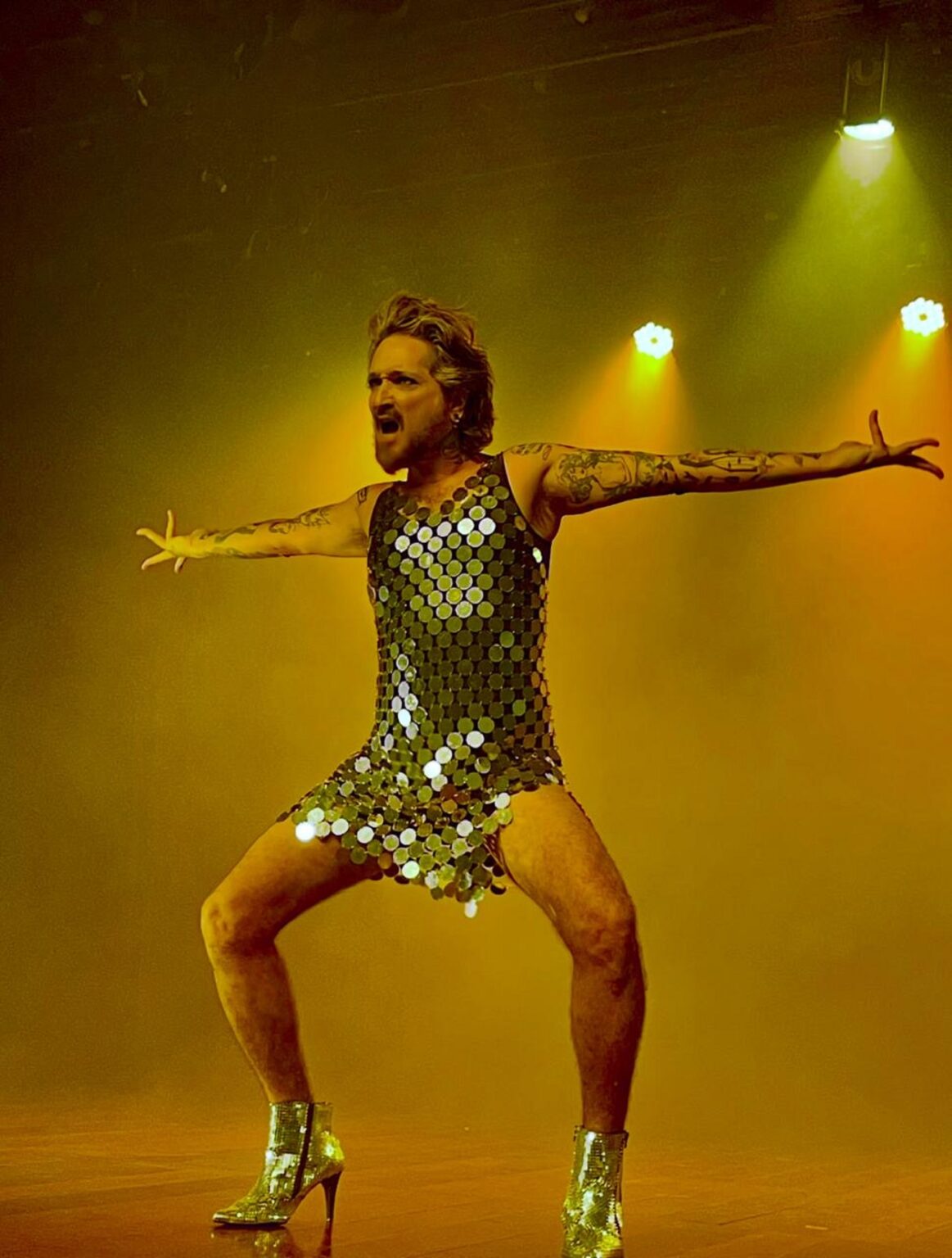 EGO: O Impactante Monólogo de Bruno Caldeira em Cartaz no Futuros - Arte e Tecnologia