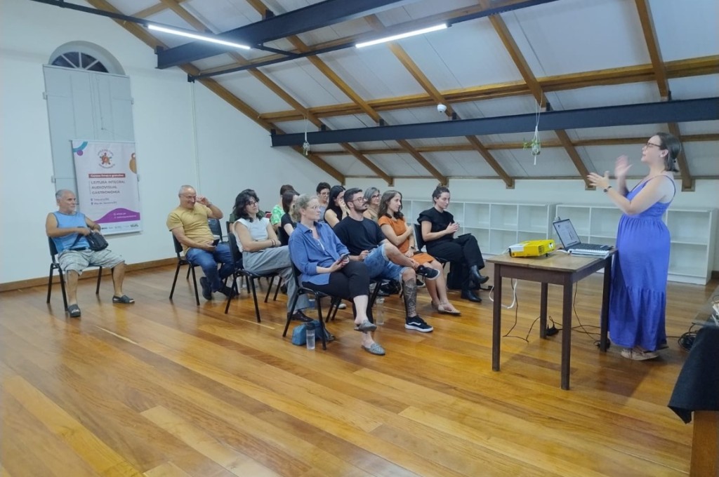 Escolas Livres: A Transformação Social Através da Formação Artística no Brasil