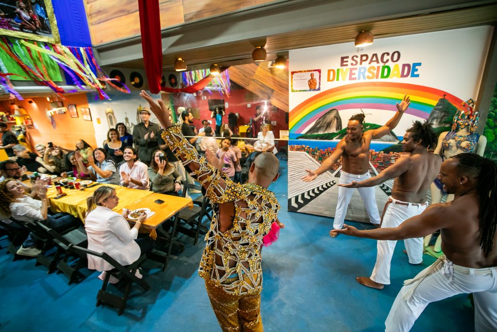 Espaço Diversidade Recebe Secretário de Cultura e Destaca a Importância da Arte no Centro do Rio Espaço Diversidade Recebe Secretário de Cultura e Destaca a Importância da Arte no Centro do Rio