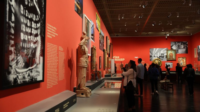Feriado de Tiradentes em São Paulo: O que Funciona em Museus e Teatros
