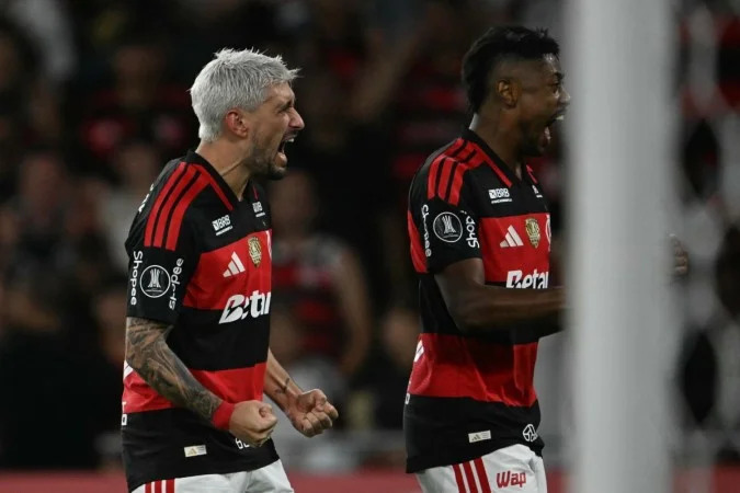 Flamengo Mantém 100% na Libertadores com Vitória Sobre o Medellín