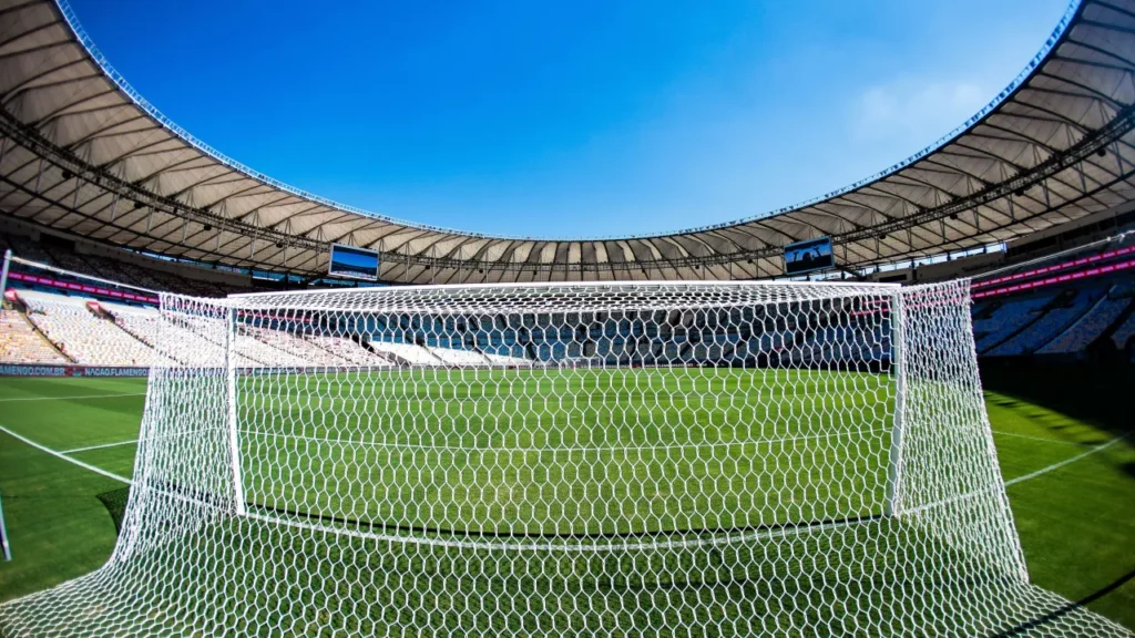 Flamengo x Santos: Escalações e Expectativas para o Confronto do Brasileirão Flamengo x Santos: Escalações e Expectativas para o Confronto do Brasileirão