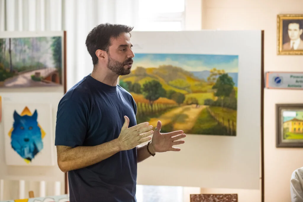 Fortalecimento Cultural em Rio Bonito: Capacitação de Artistas e Projetos