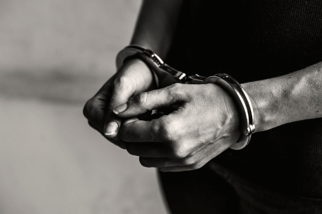 Furto de Energia: A Armadilha que Pode Te Levar à Prisão