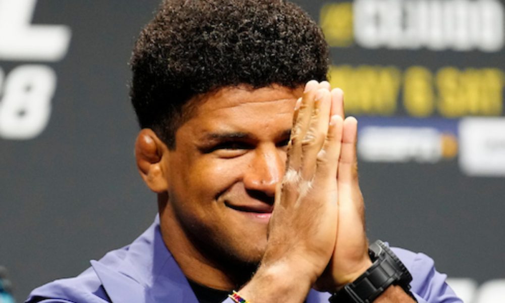 Gilbert Burns: Uma Despedida Emocionante e um Acolhimento Triunfal nos EUA
