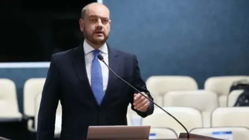 Governo Interino do RJ Bloqueia Repasse de R$ 730 Milhões Aprovado por Cláudio Castro