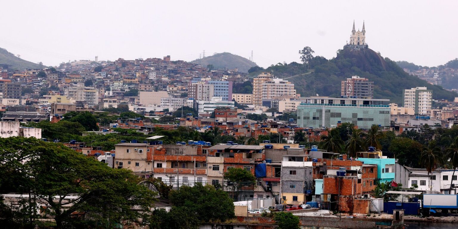 Justiça Determina Prisão Preventiva de Casal Transportando Armas para o CV