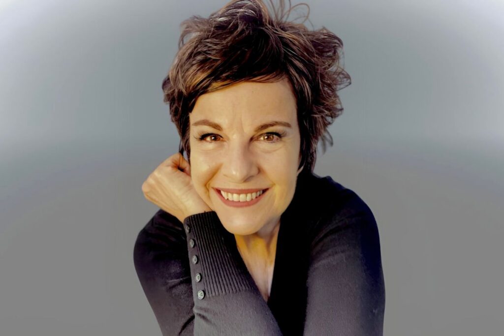 Leila Pinheiro Comemora 45 Anos de Carreira com Show em Fortaleza