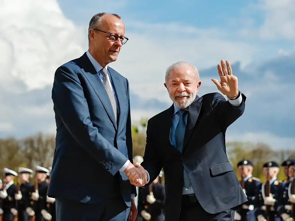 Lula Inicia Sua Visita à Alemanha em Busca de Parcerias Estratégicas