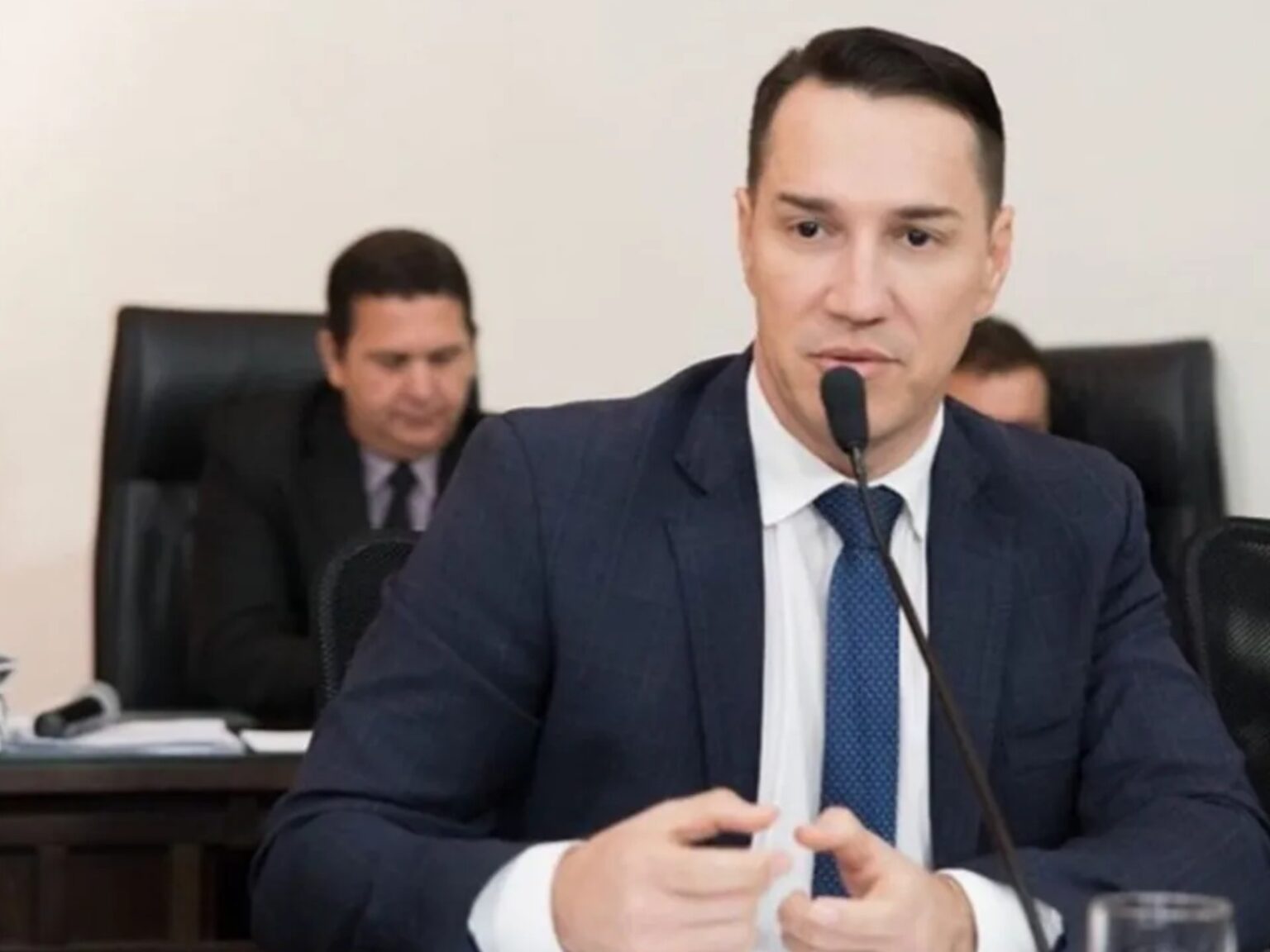 Ney Amorim Retorna à Secretaria de Esportes em Menos de Um Mês Ney Amorim Retorna à Secretaria de Esportes em Menos de Um Mês