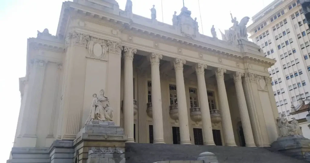 PDT Solicita Anulação da Eleição de Douglas Ruas na Alerj ao STF