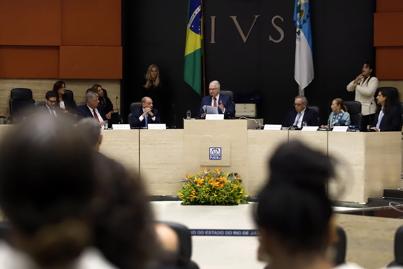 Presidente do STF e CNJ Anuncia Iniciativas para Aumentar Acesso à Cultura no Sistema Prisional