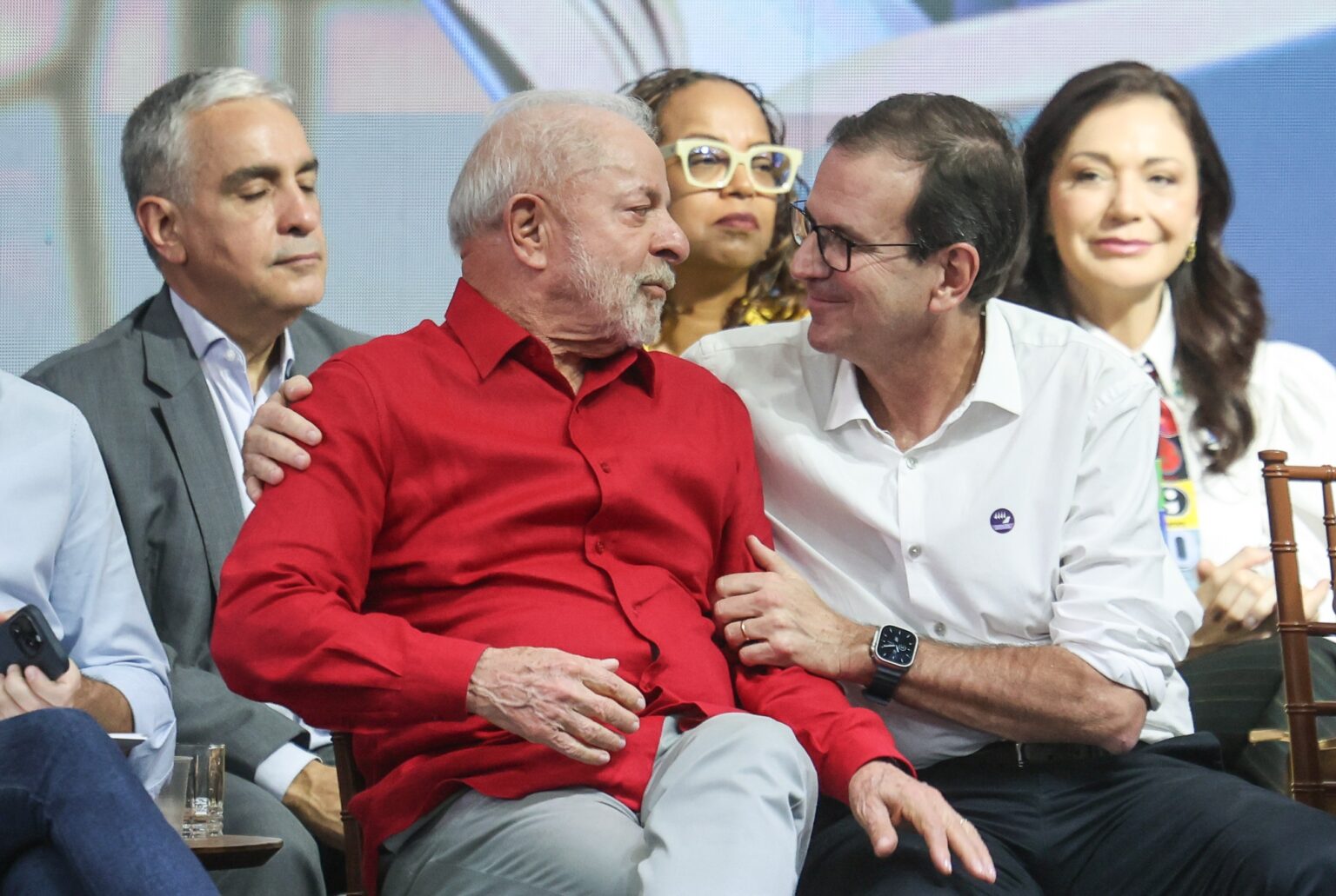 PT Reduz Candidaturas a Governador para Fortalecer Alianças em Favor de Lula