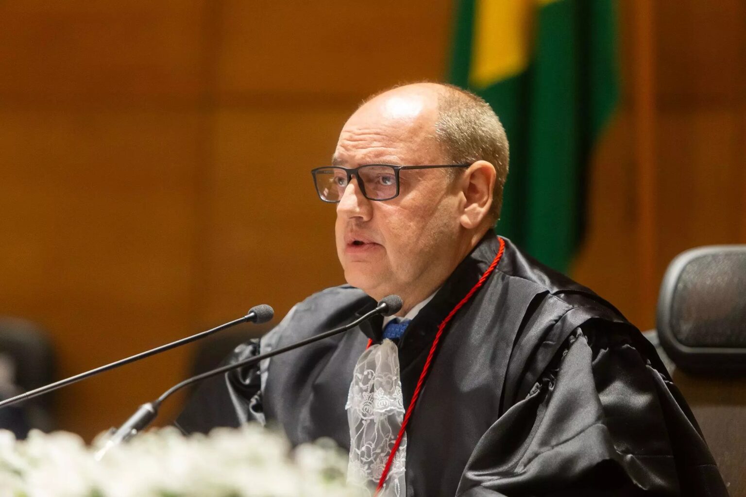 Ricardo Couto Anuncia Medidas de Transparência em Contratos no Rio de Janeiro