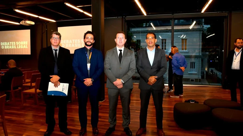 CNC reforça combate à ilegalidade em seminário Brasil Legal no Rio de Janeiro